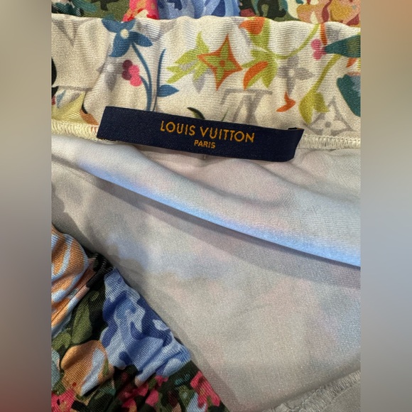 Louis Vuitton Floral Leggings Size Medium - Picture 12 of 15